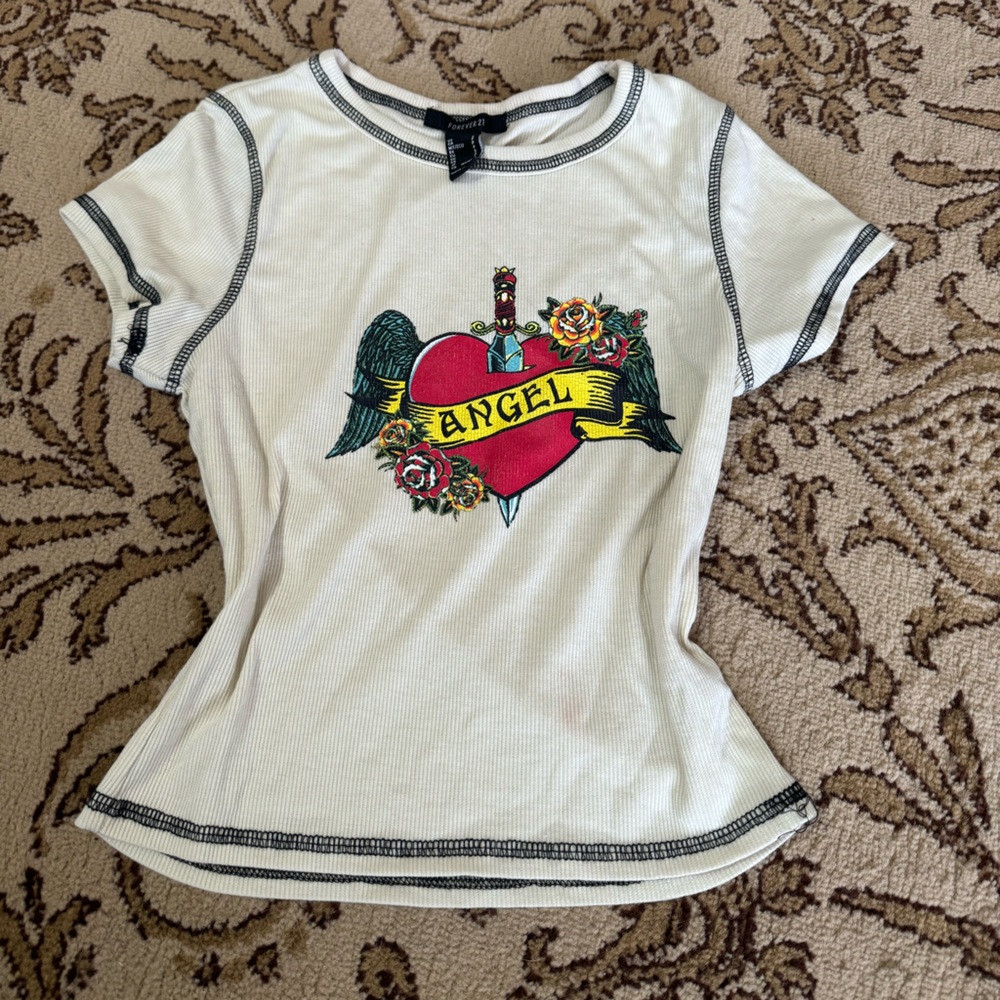 Graphic tee